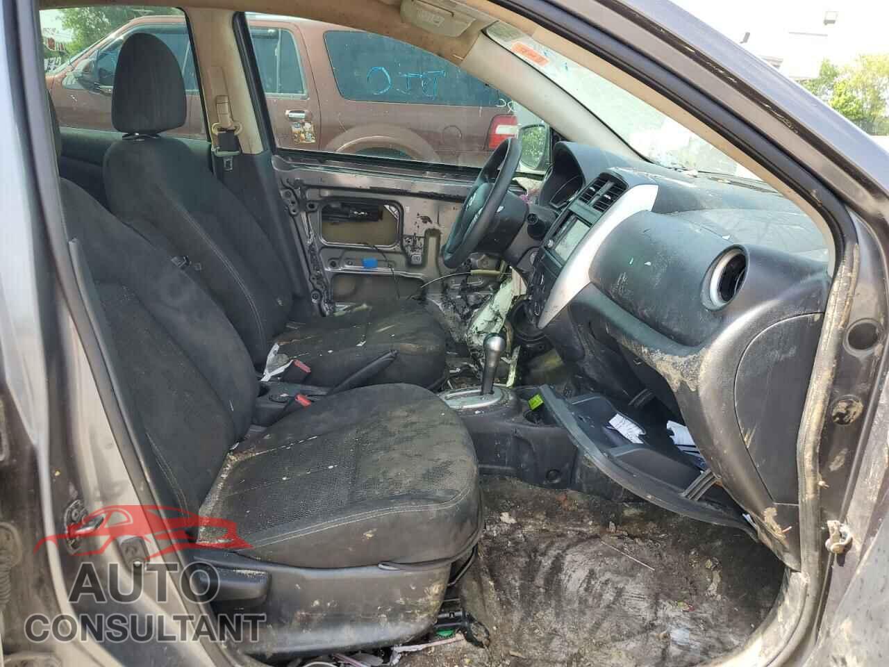 NISSAN VERSA 2019 - 3N1CN7AP3KL822576