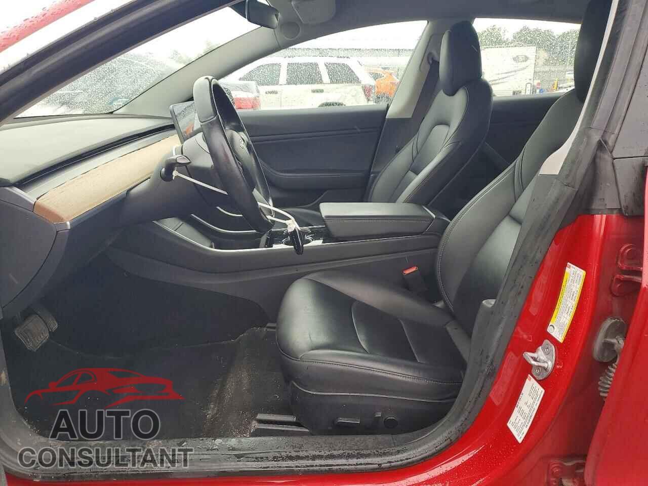 TESLA MODEL 3 2018 - 5YJ3E1EB6JF111475