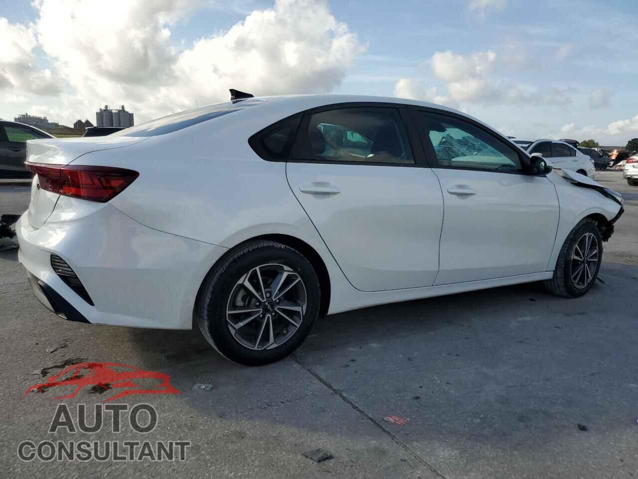 KIA FORTE 2023 - 3KPF24AD7PE655691