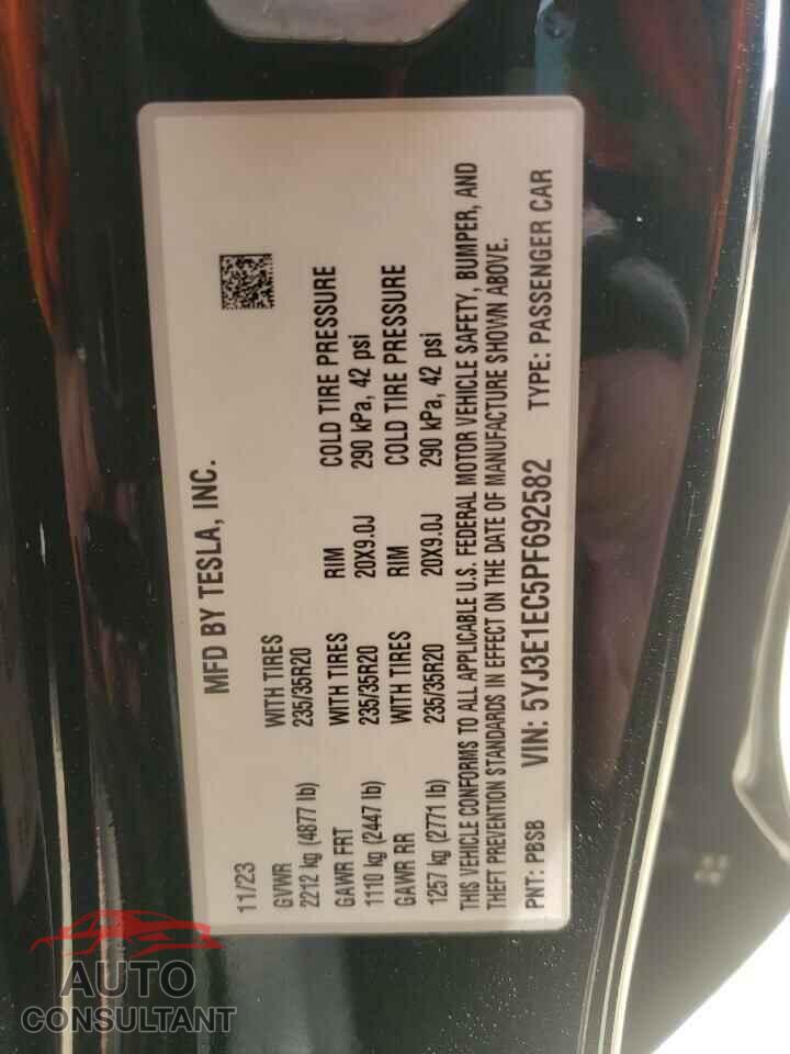 TESLA MODEL 3 2023 - 5YJ3E1EC5PF692582
