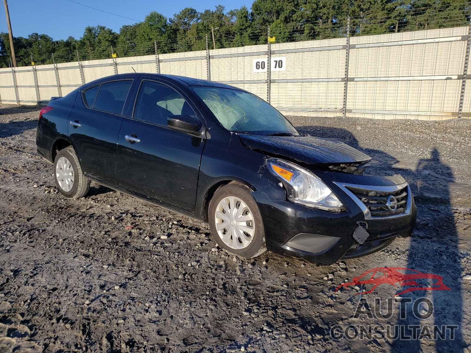 NISSAN VERSA 2019 - 3N1CN7AP1KL875700