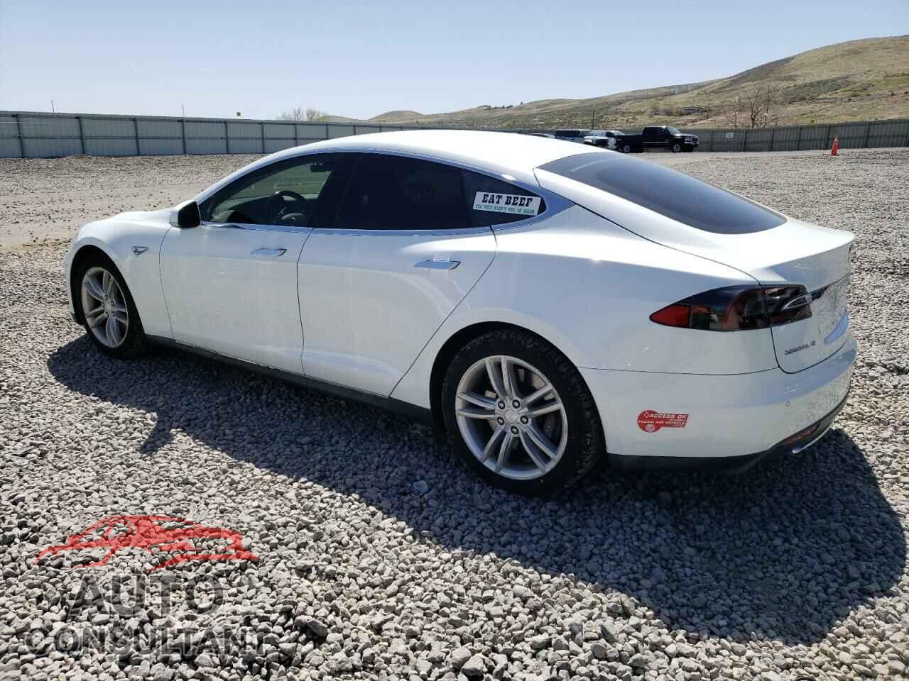 TESLA MODEL S 2014 - 5YJSA1H11EFP32753