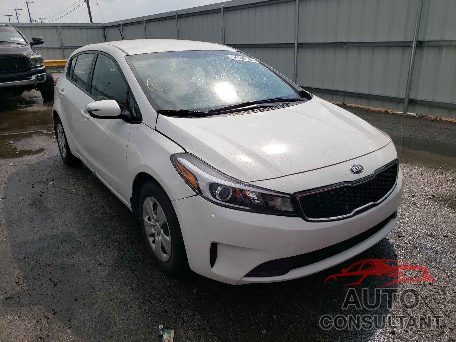KIA FORTE 2018 - KNAFK5A85J5773750