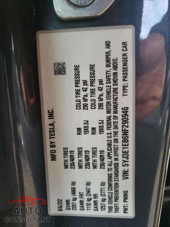 TESLA MODEL 3 2022 - 5YJ3E1EB6NF290946