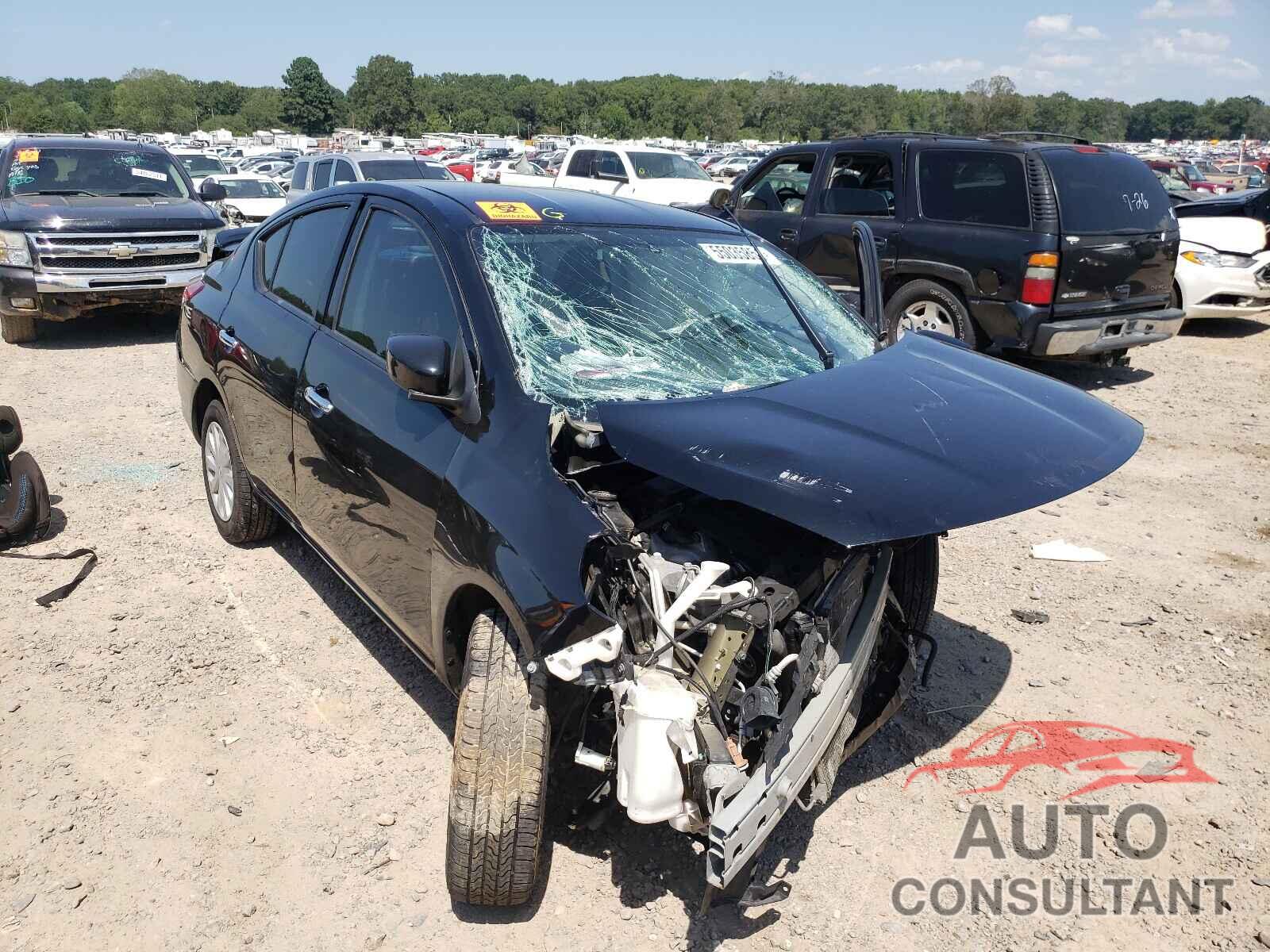 NISSAN VERSA 2019 - 3N1CN7AP8KL802940