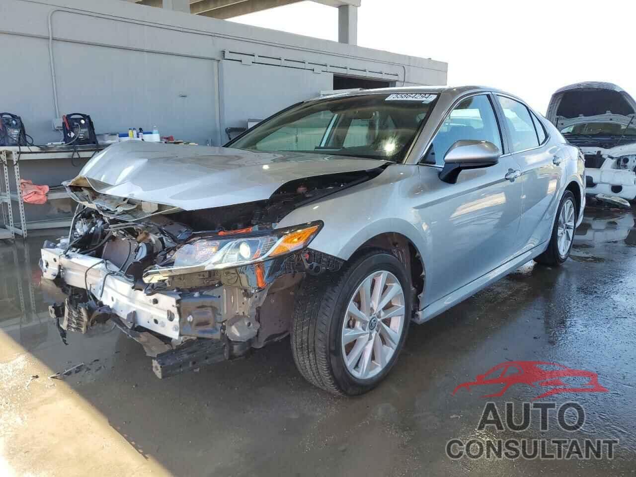 TOYOTA CAMRY 2024 - 4T1C11AK1RU211595