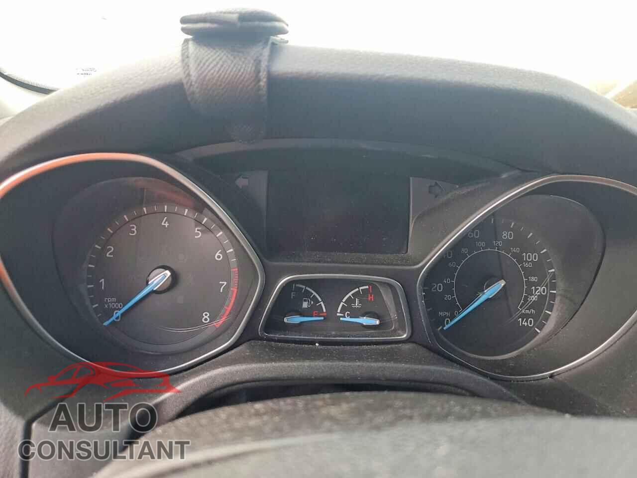 FORD FOCUS 2018 - 1FADP3FEXJL201007