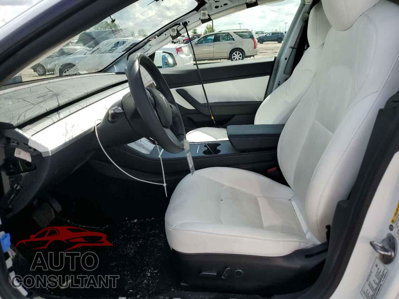 TESLA MODEL 3 2021 - 5YJ3E1EA0MF871056