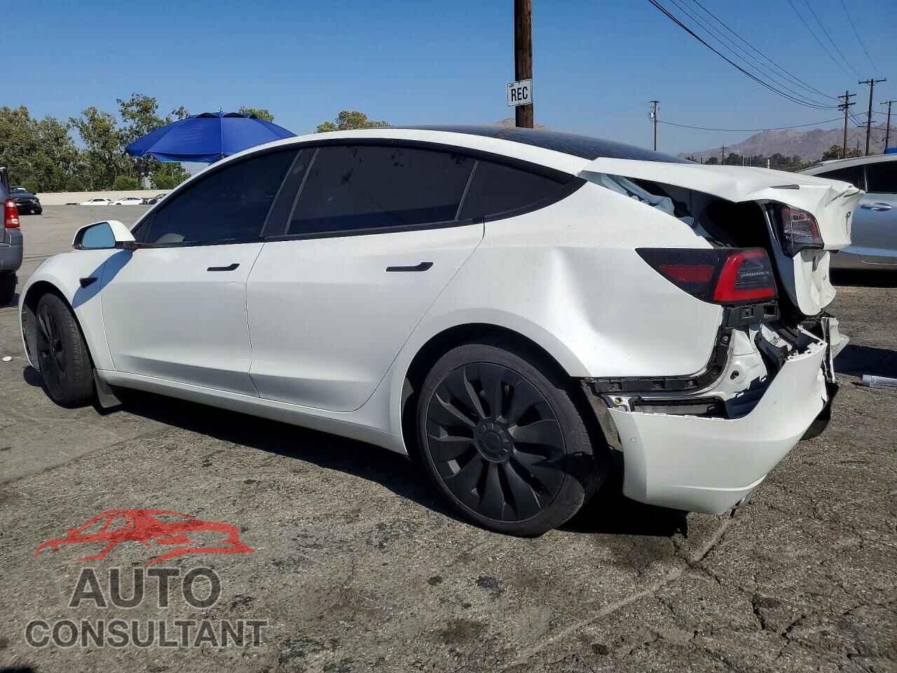 TESLA MODEL 3 2022 - 5YJ3E1EB2NF236611