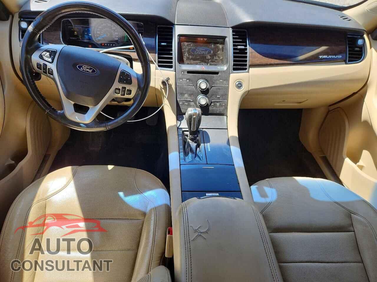 FORD TAURUS 2013 - 1FAHP2F82DG106315
