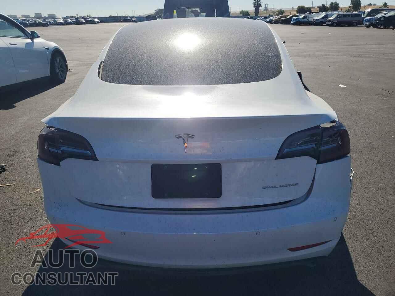 TESLA MODEL 3 2019 - 5YJ3E1EB4KF433369