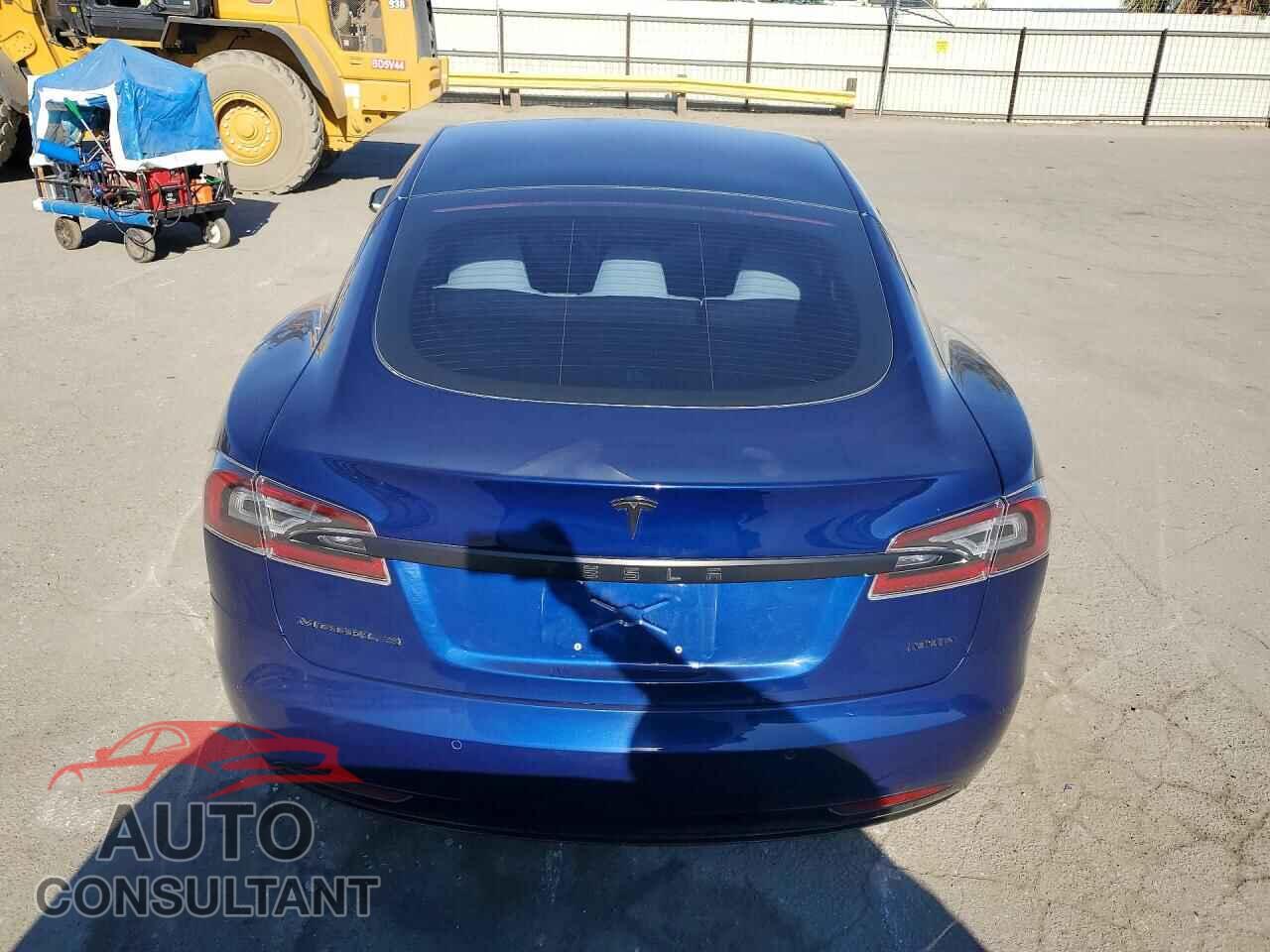 TESLA MODEL S 2017 - 5YJSA1E28HF200840