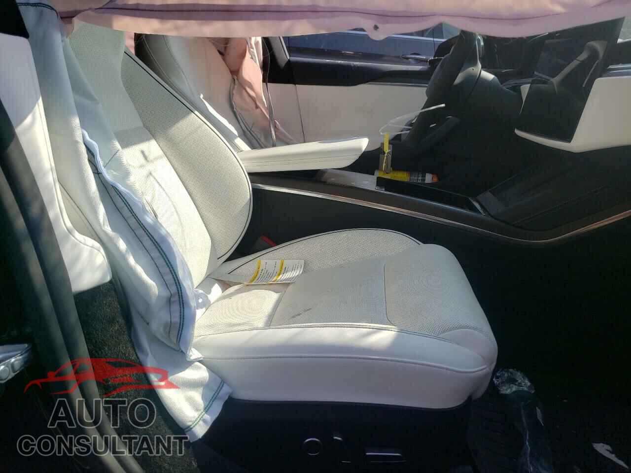 TESLA MODEL S 2021 - 5YJSA1E68MF456229