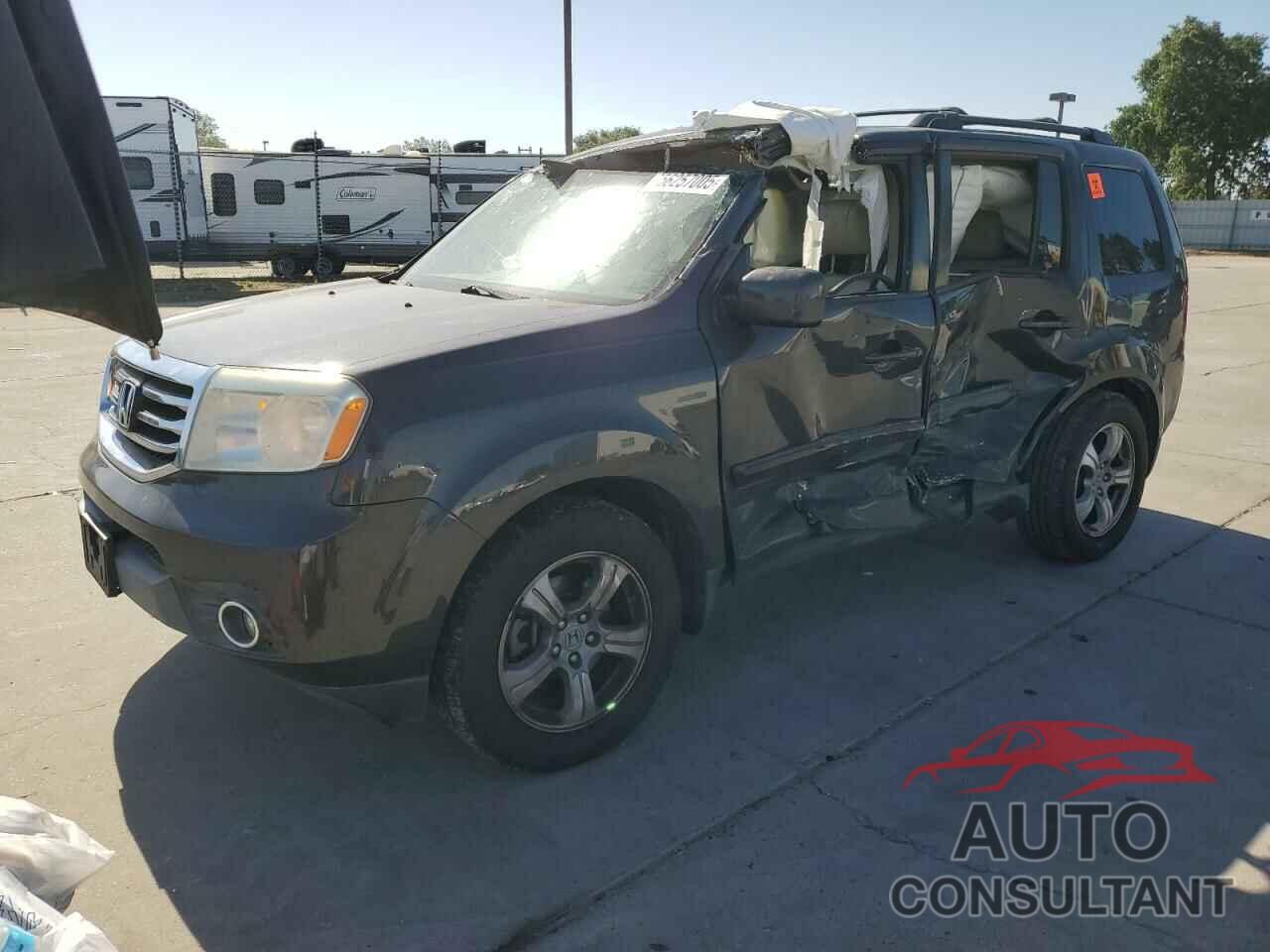 HONDA PILOT 2015 - 5FNYF3H51FB004443