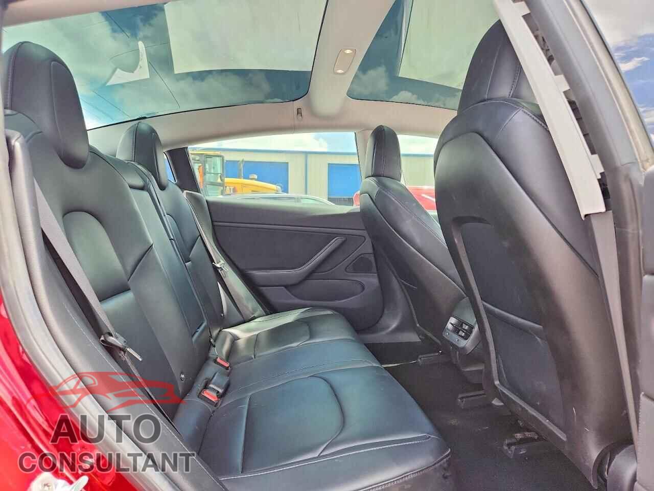 TESLA MODEL 3 2018 - 5YJ3E1EA3JF005444