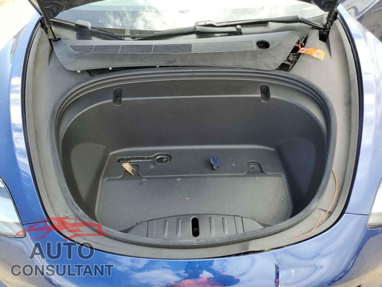 TESLA MODEL 3 2020 - 5YJ3E1EB0LF667221