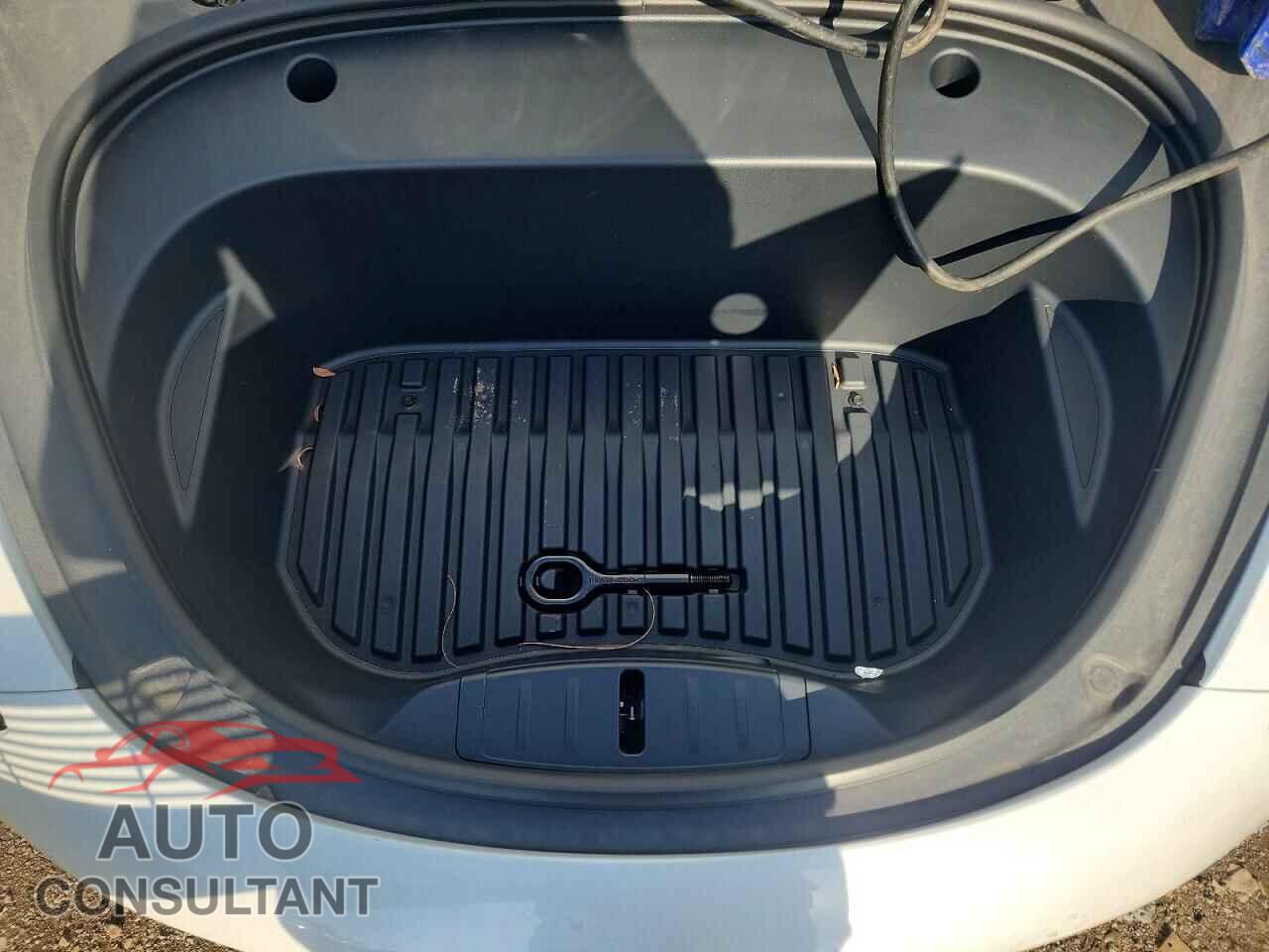 TESLA MODEL 3 2023 - 5YJ3E1EA8PF601982