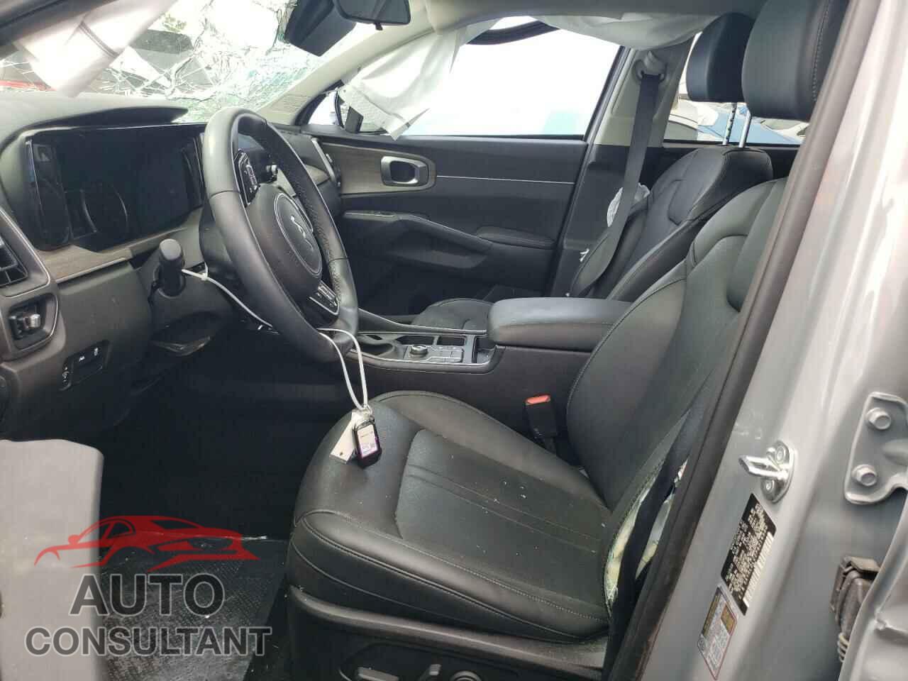 KIA SORENTO 2023 - 5XYRLDLC2PG216500