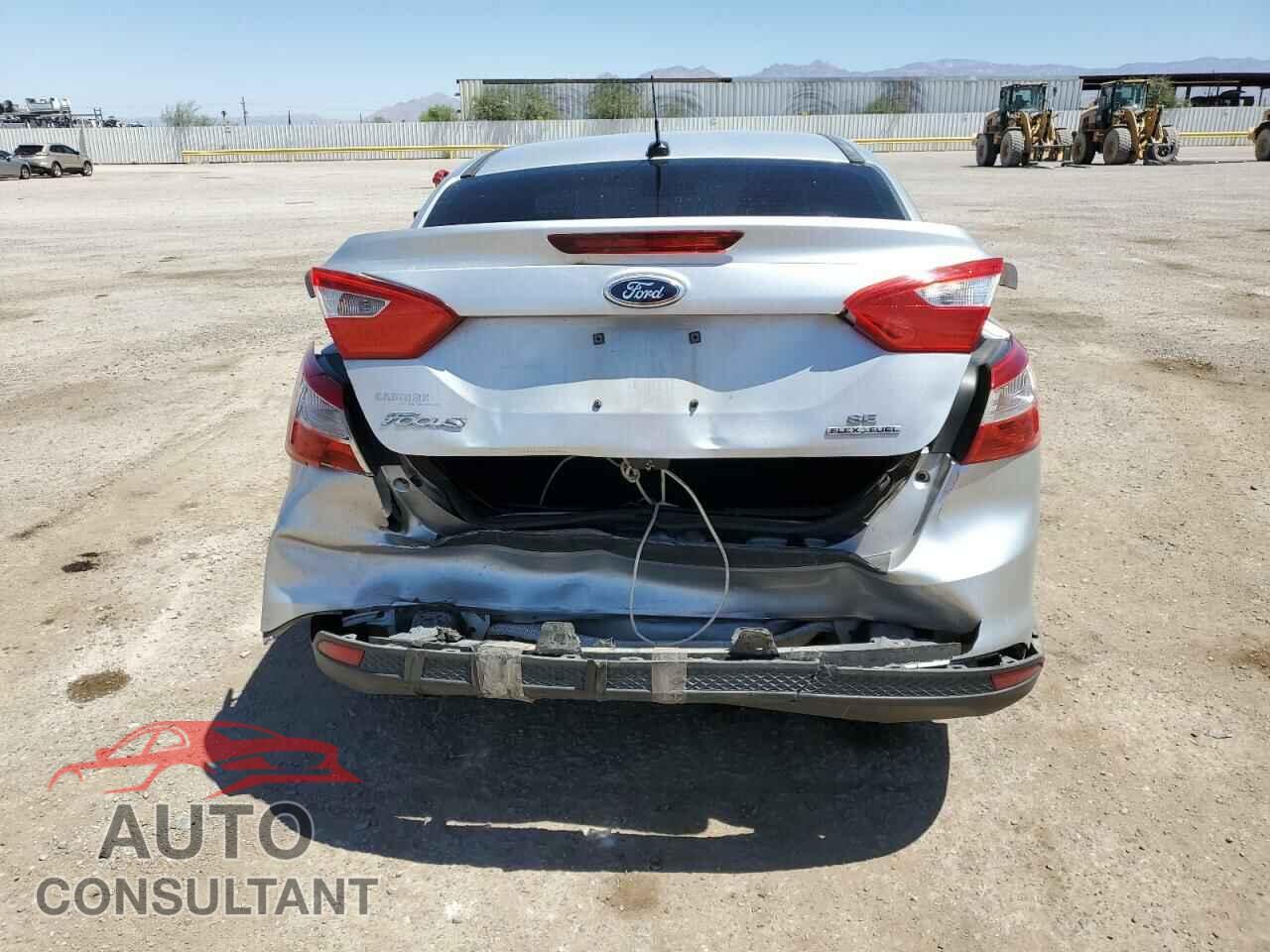 FORD FOCUS 2014 - 1FADP3F24EL442265