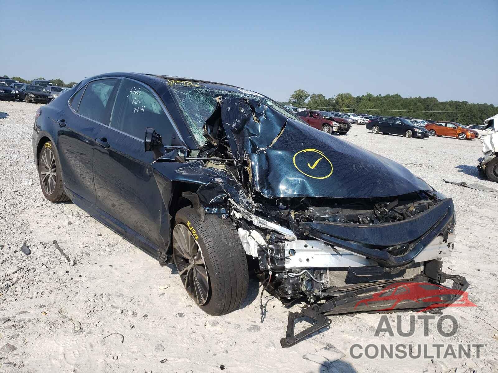 TOYOTA CAMRY 2019 - 4T1B11HK4KU823135