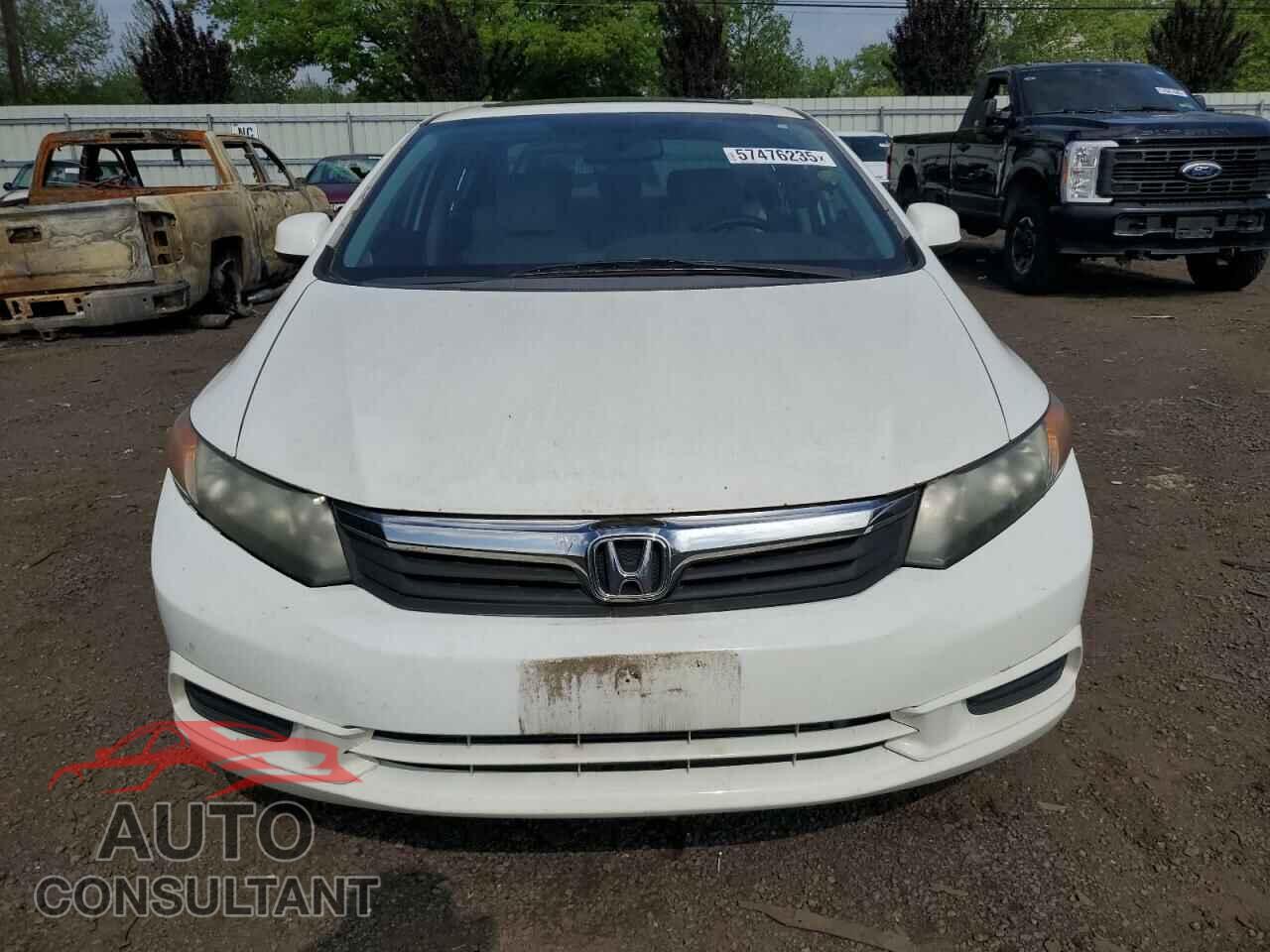 HONDA CIVIC 2012 - 2HGFB2F80CH582843