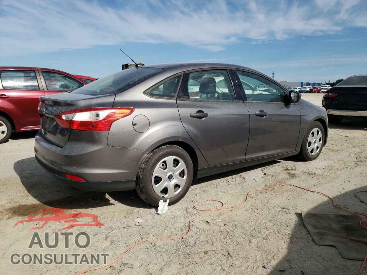 FORD FOCUS 2012 - 1FAHP3E26CL128200