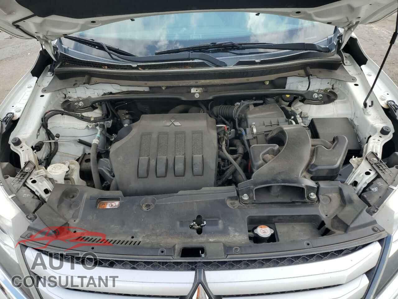 MITSUBISHI ECLIPSE 2018 - JA4AS3AA4JZ047742