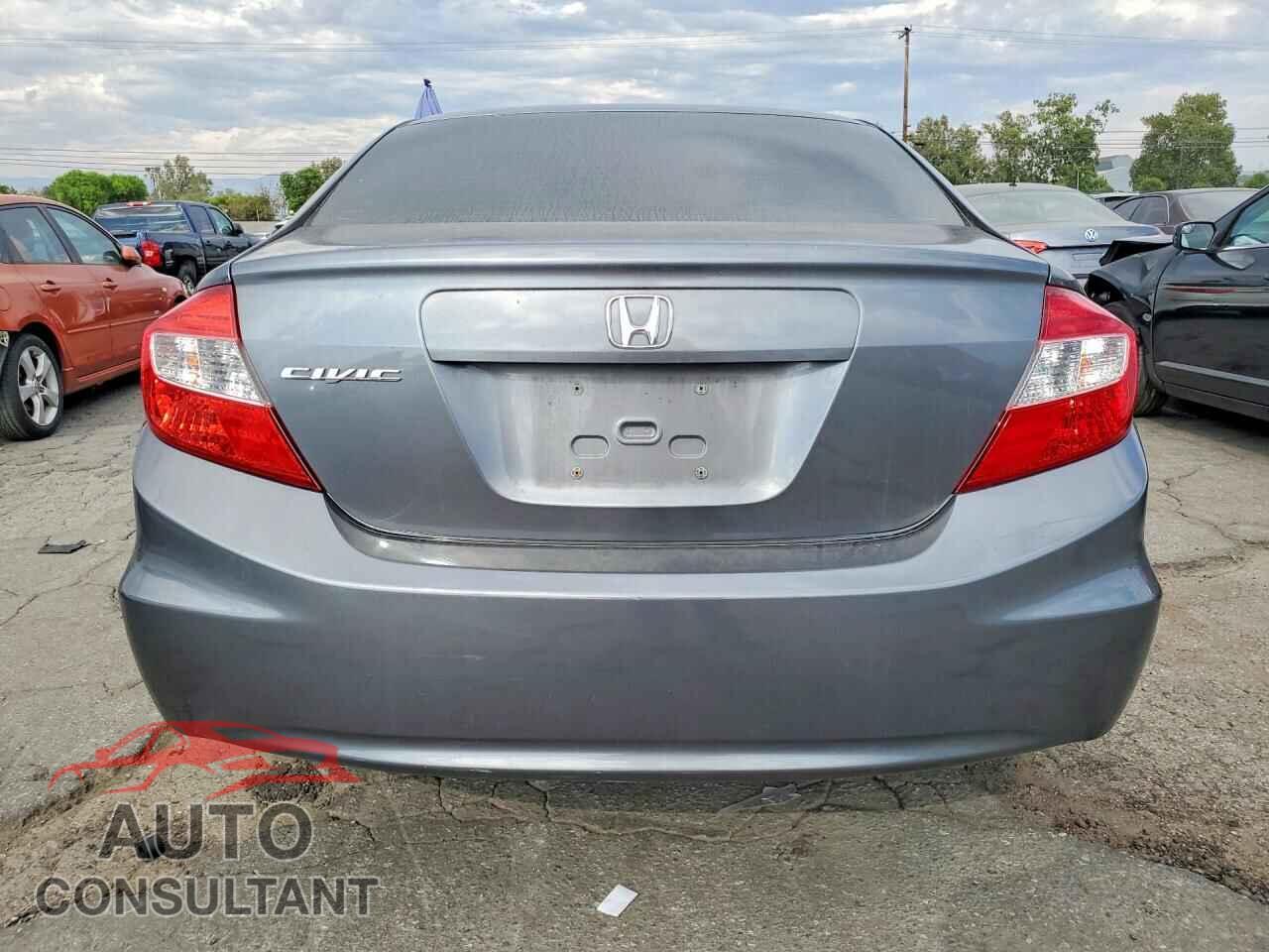 HONDA CIVIC 2012 - 2HGFB2F86CH301001
