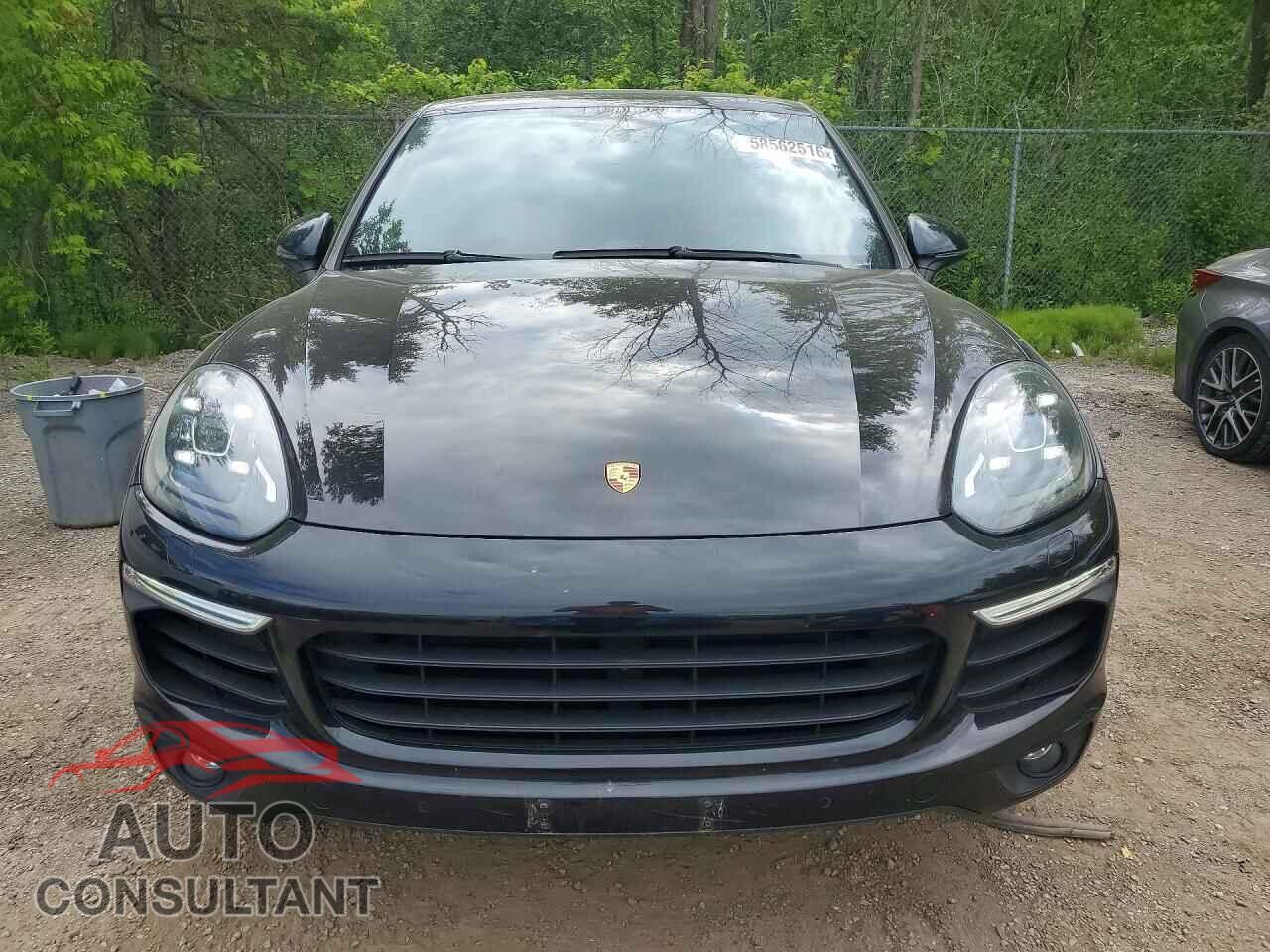 PORSCHE CAYENNE 2017 - WP1AE2A27HLA68810