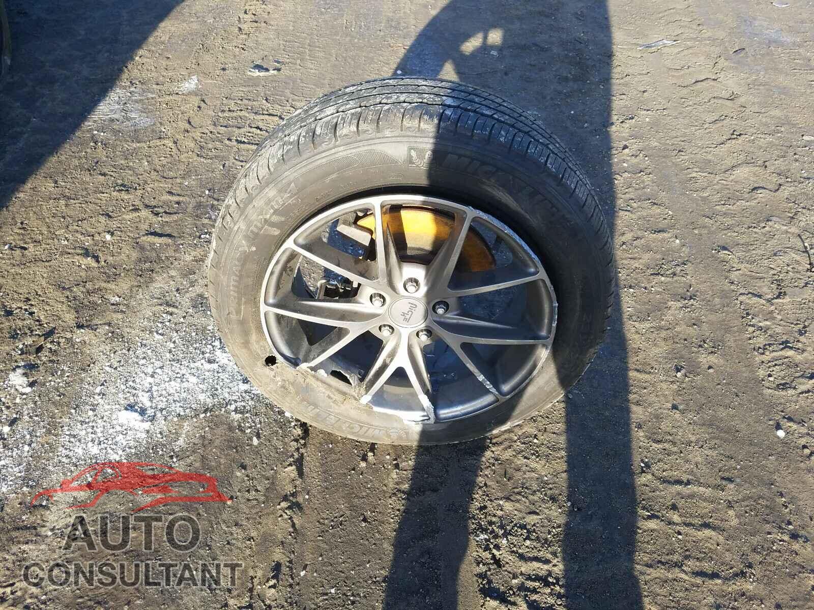 DODGE CHALLENGER 2019 - 2C3CDZAG4KH677623