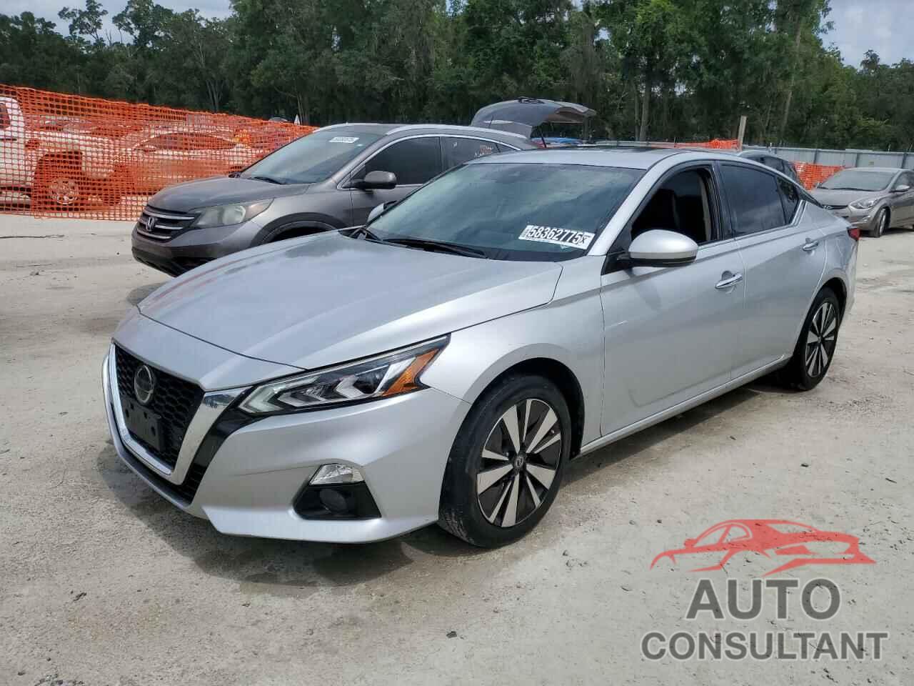 NISSAN ALTIMA 2019 - 1N4BL4EV3KC256717