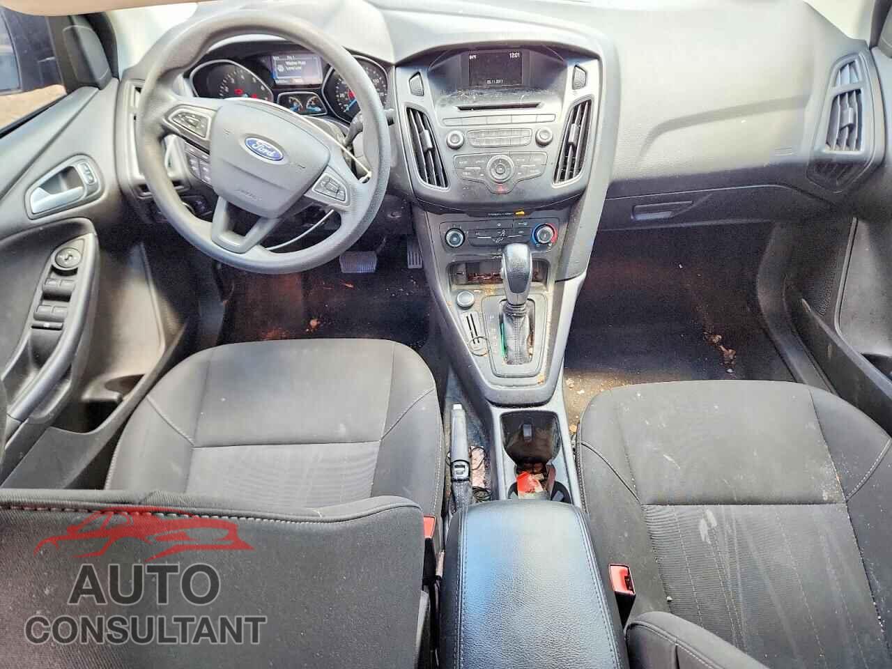 FORD FOCUS 2017 - 1FADP3F24HL292064