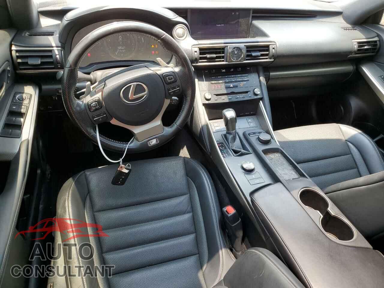 LEXUS IS 2018 - JTHBA1D23J5079433