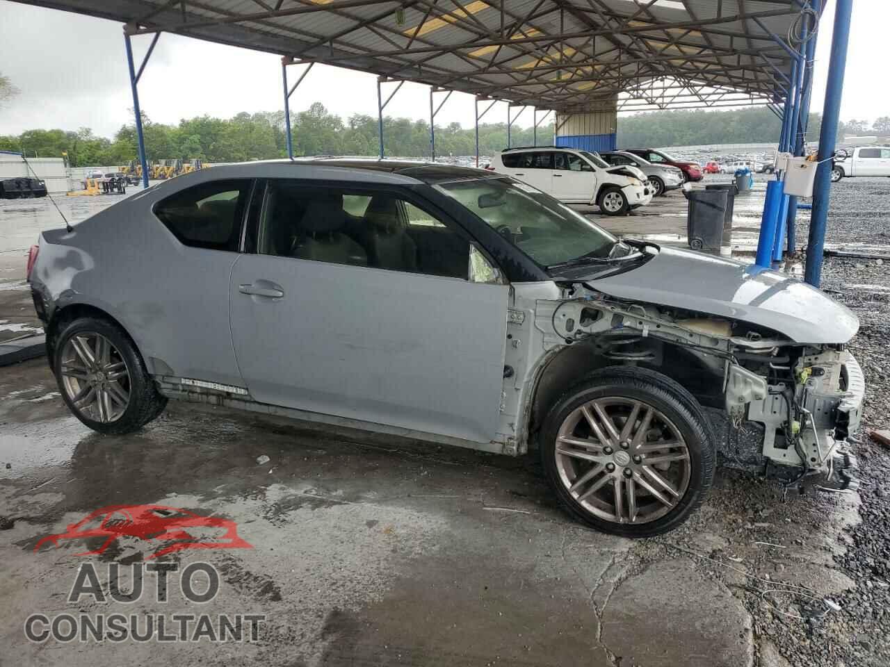 TOYOTA SCION 2013 - JTKJF5C77D3045149