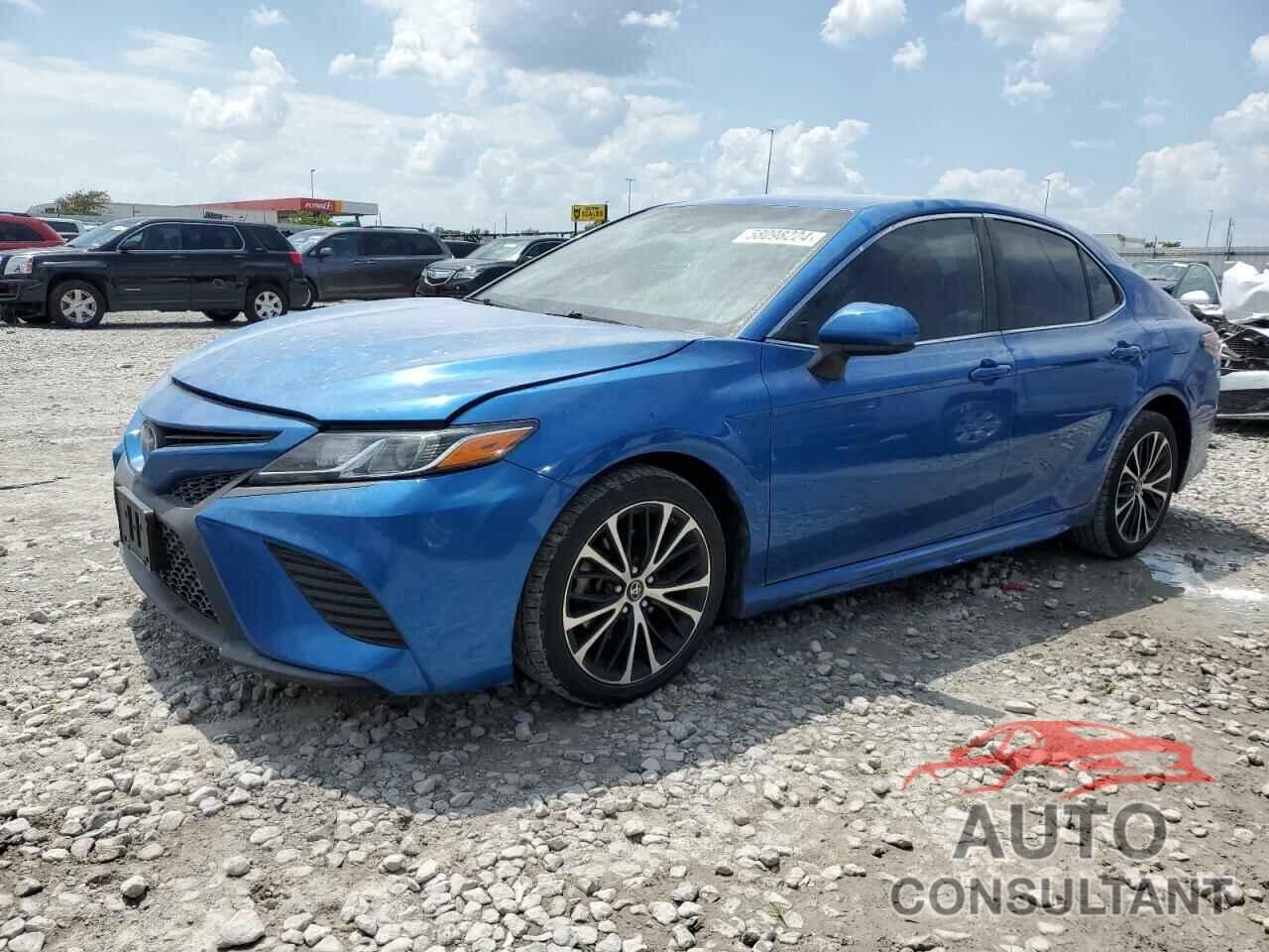 TOYOTA CAMRY 2018 - 4T1B11HKXJU029867