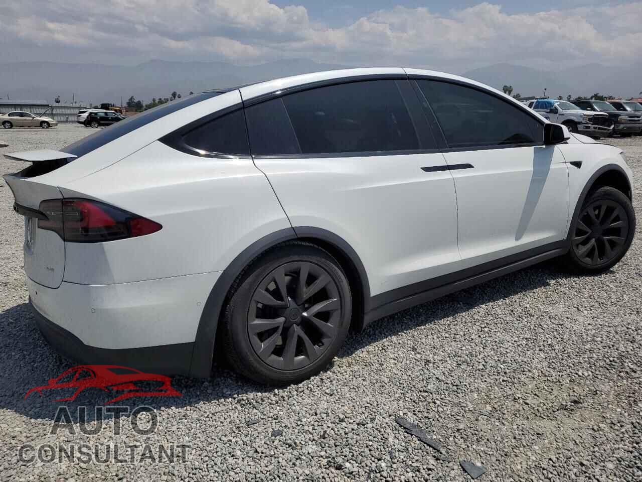 TESLA MODEL X 2022 - 7SAXCBE69NF333226