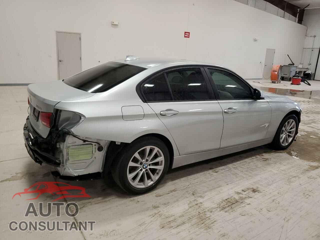 BMW 3 SERIES 2016 - WBA8A9C55GK619328