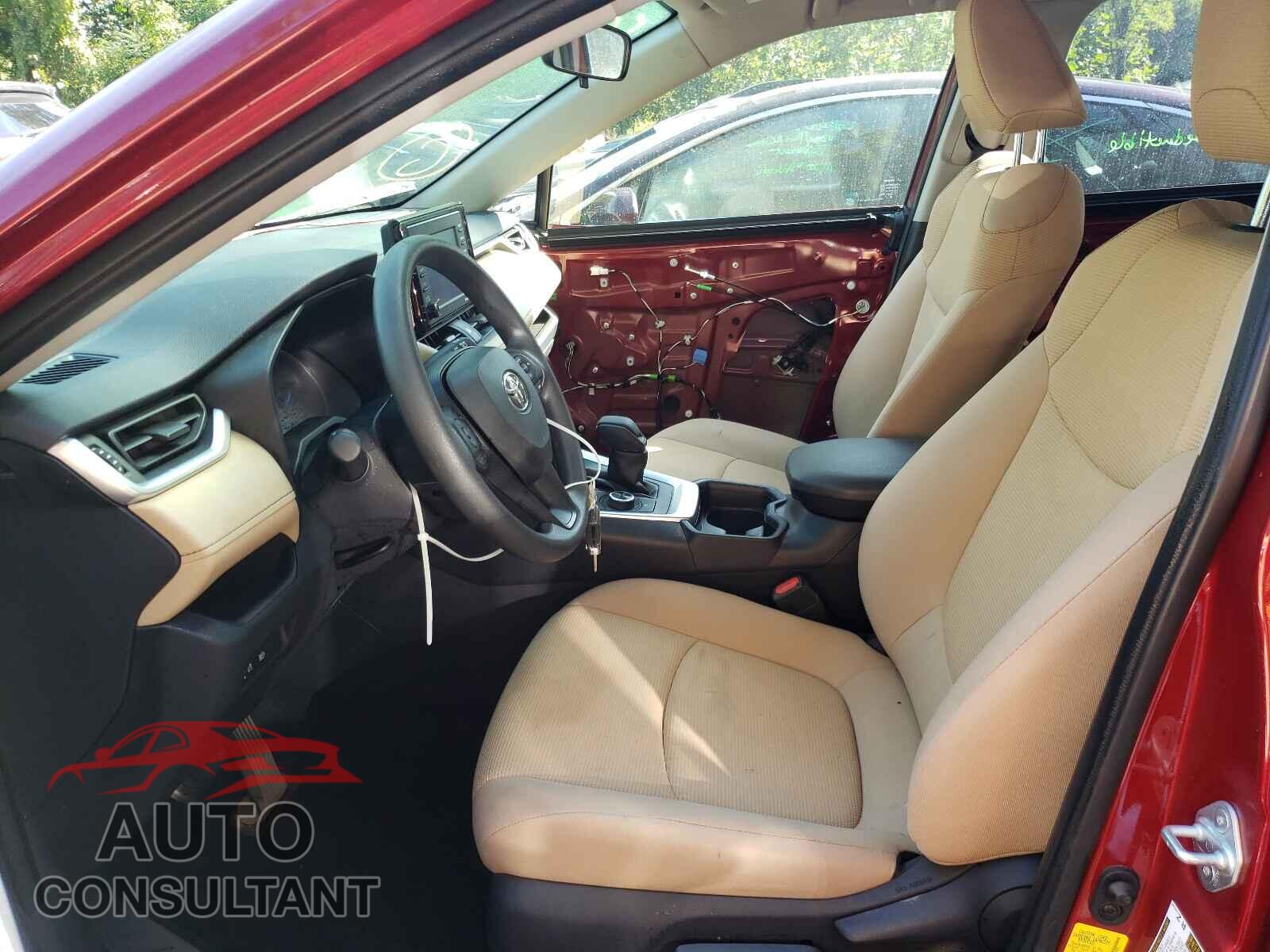 TOYOTA RAV4 2021 - JTML6RFV1MD013213