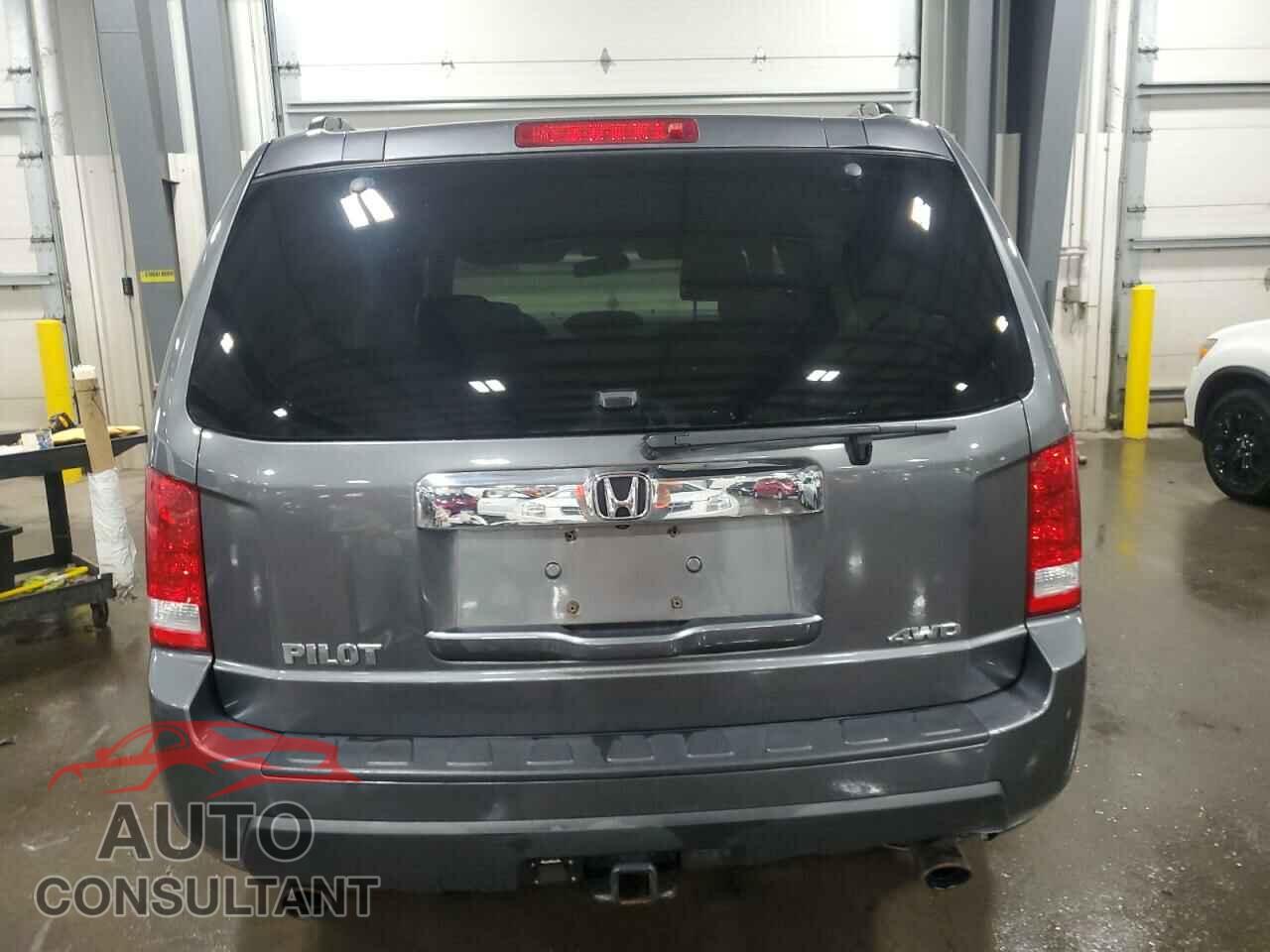 HONDA PILOT 2011 - 5FNYF4H71BB079824