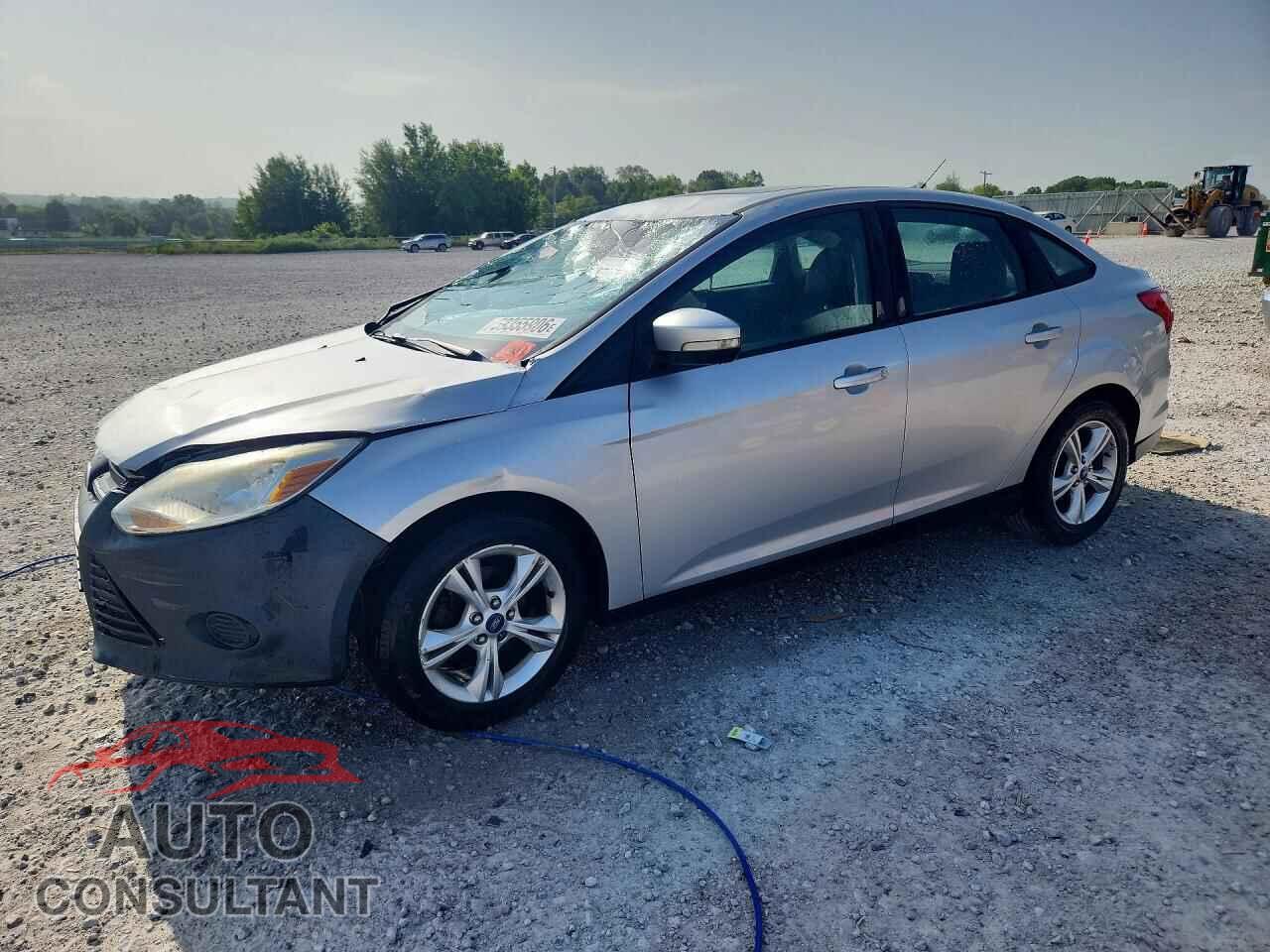 FORD FOCUS 2013 - 1FADP3F2XDL244367