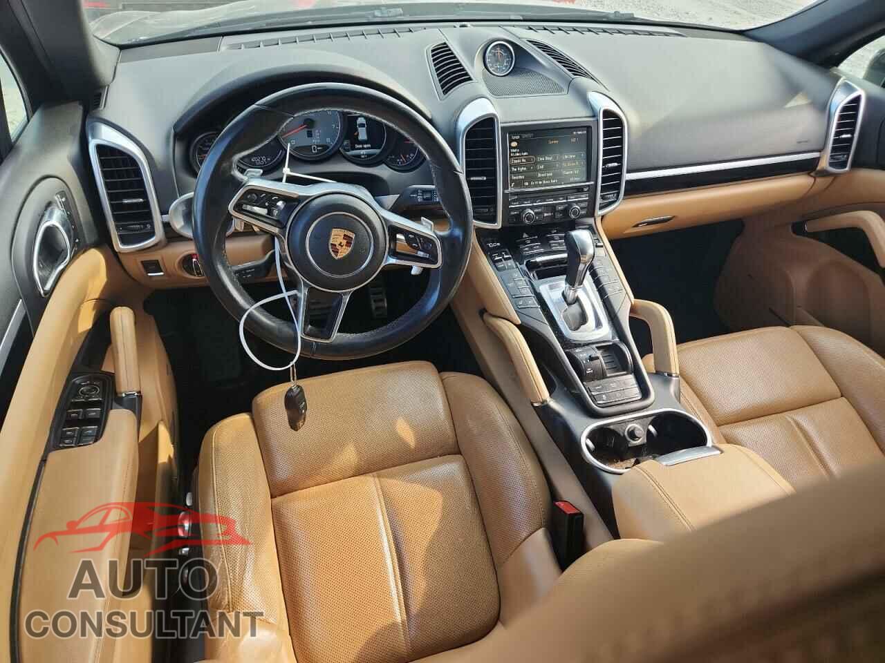 PORSCHE CAYENNE 2016 - WP1AB2A2XGLA94535