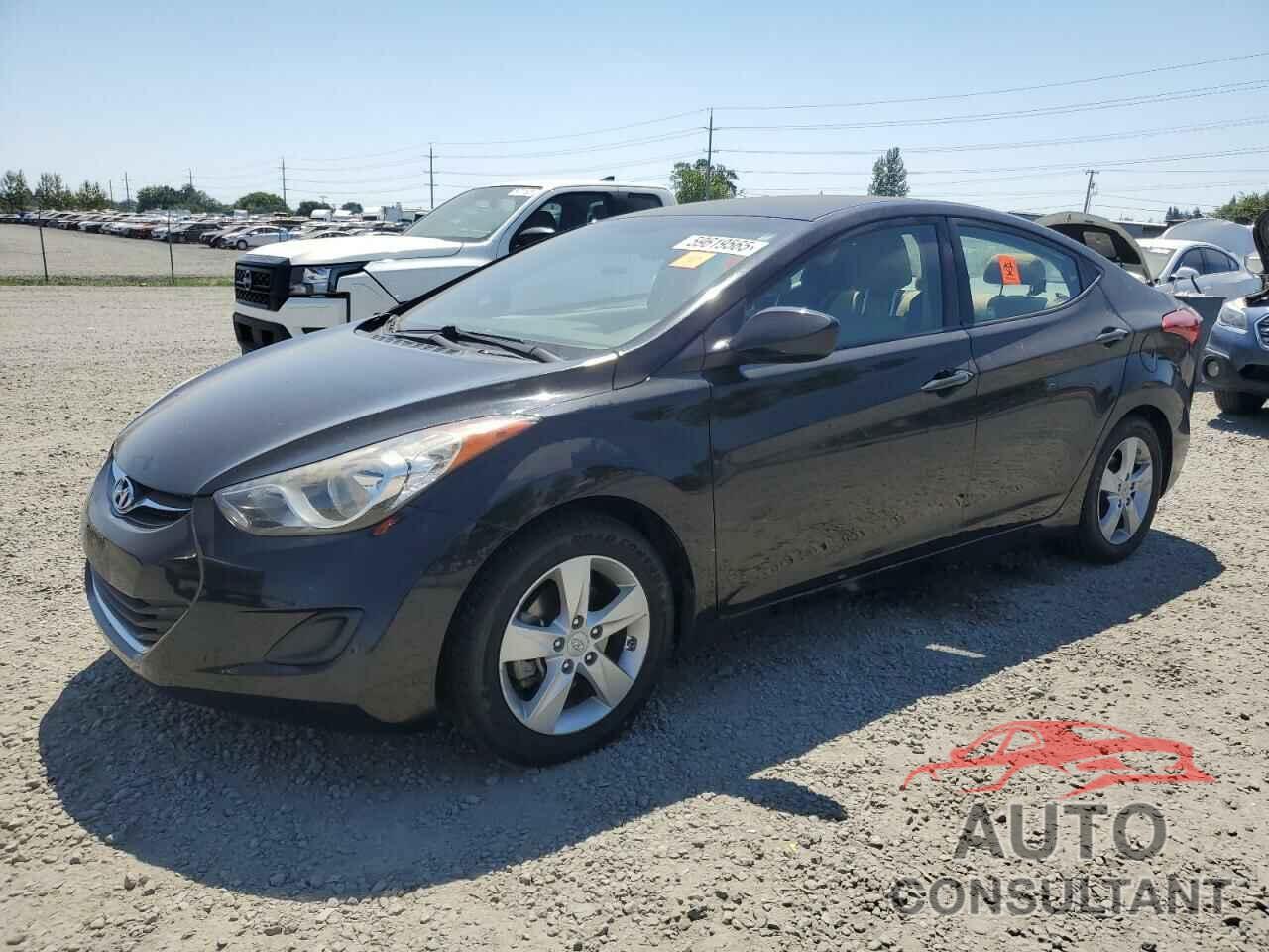 HYUNDAI ELANTRA 2013 - KMHDH4AE7DU818119