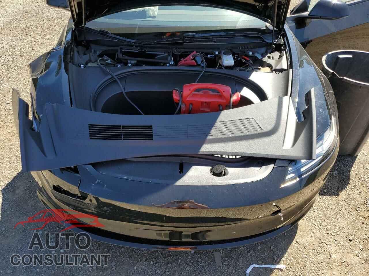 TESLA MODEL 3 2024 - 5YJ3E1EA9RF744300