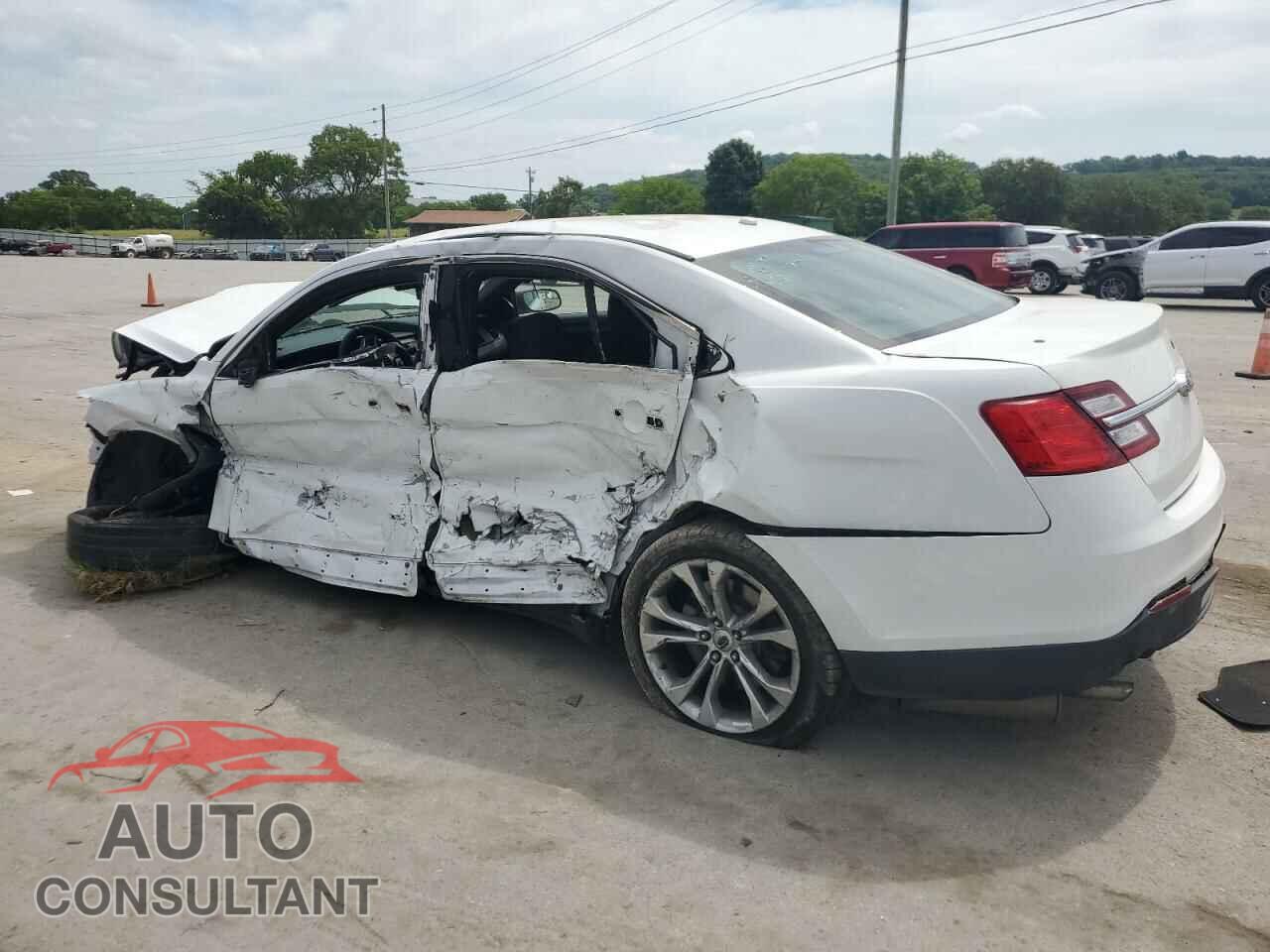 FORD TAURUS 2017 - 1FAHP2L81HG117865
