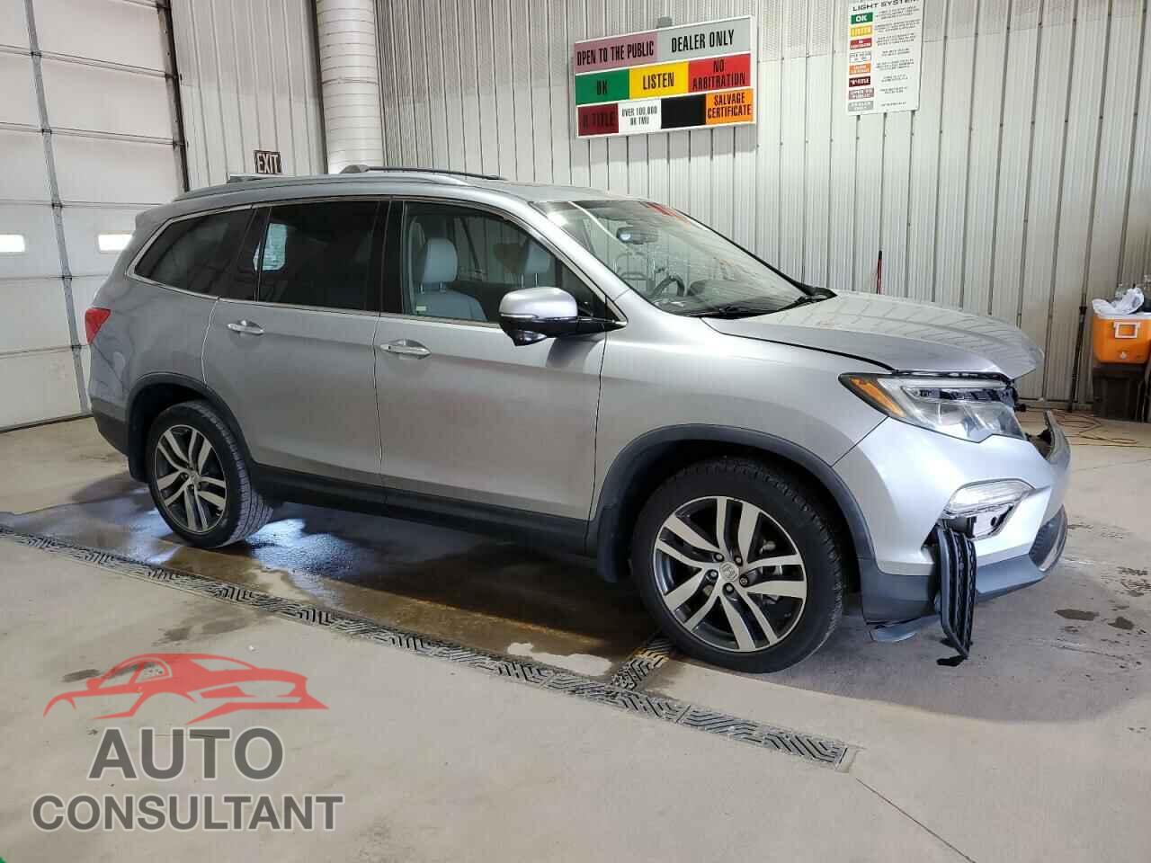 HONDA PILOT 2016 - 5FNYF6H93GB127263