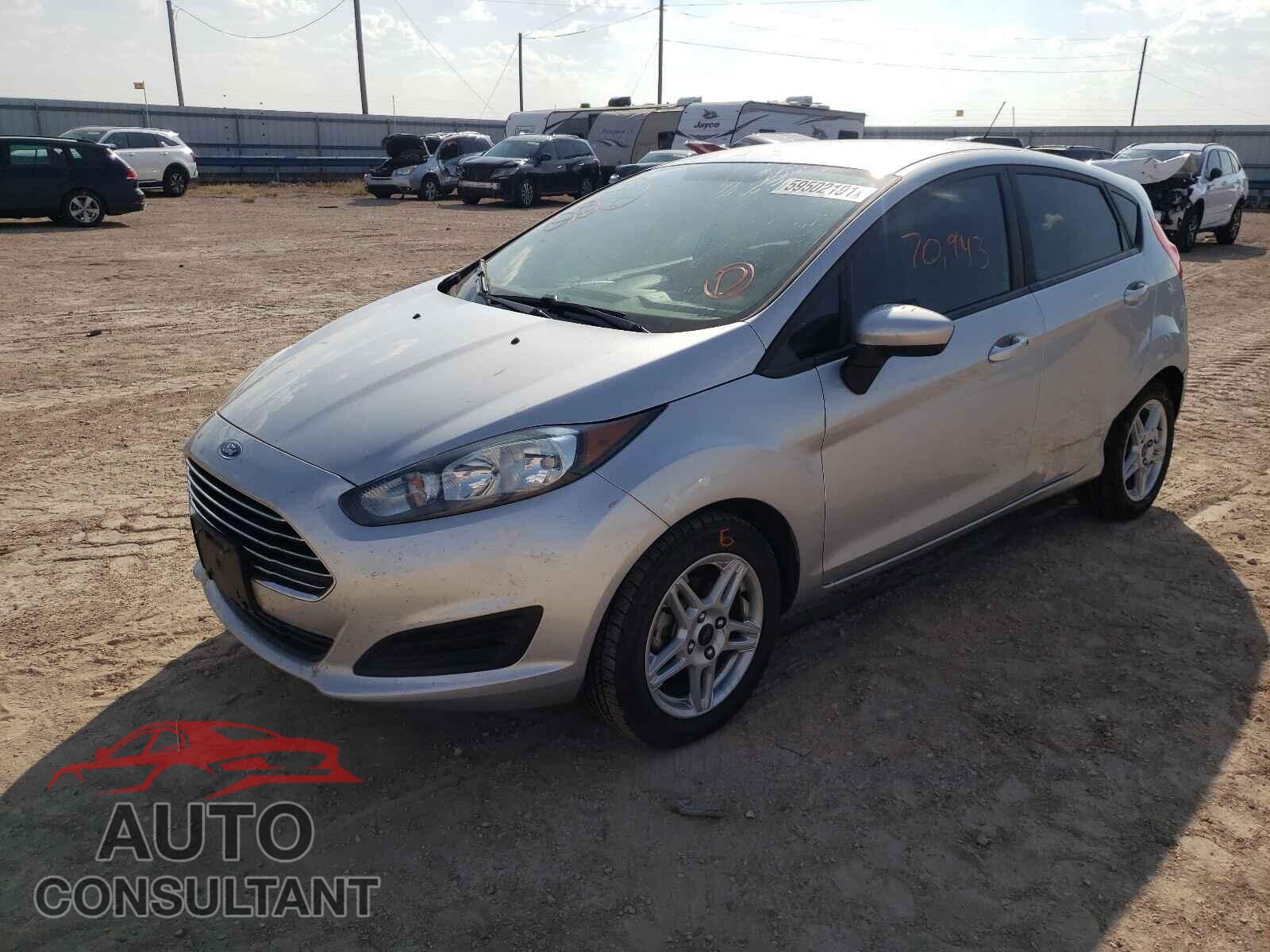 FORD FIESTA 2017 - 3FADP4EJ9HM135921