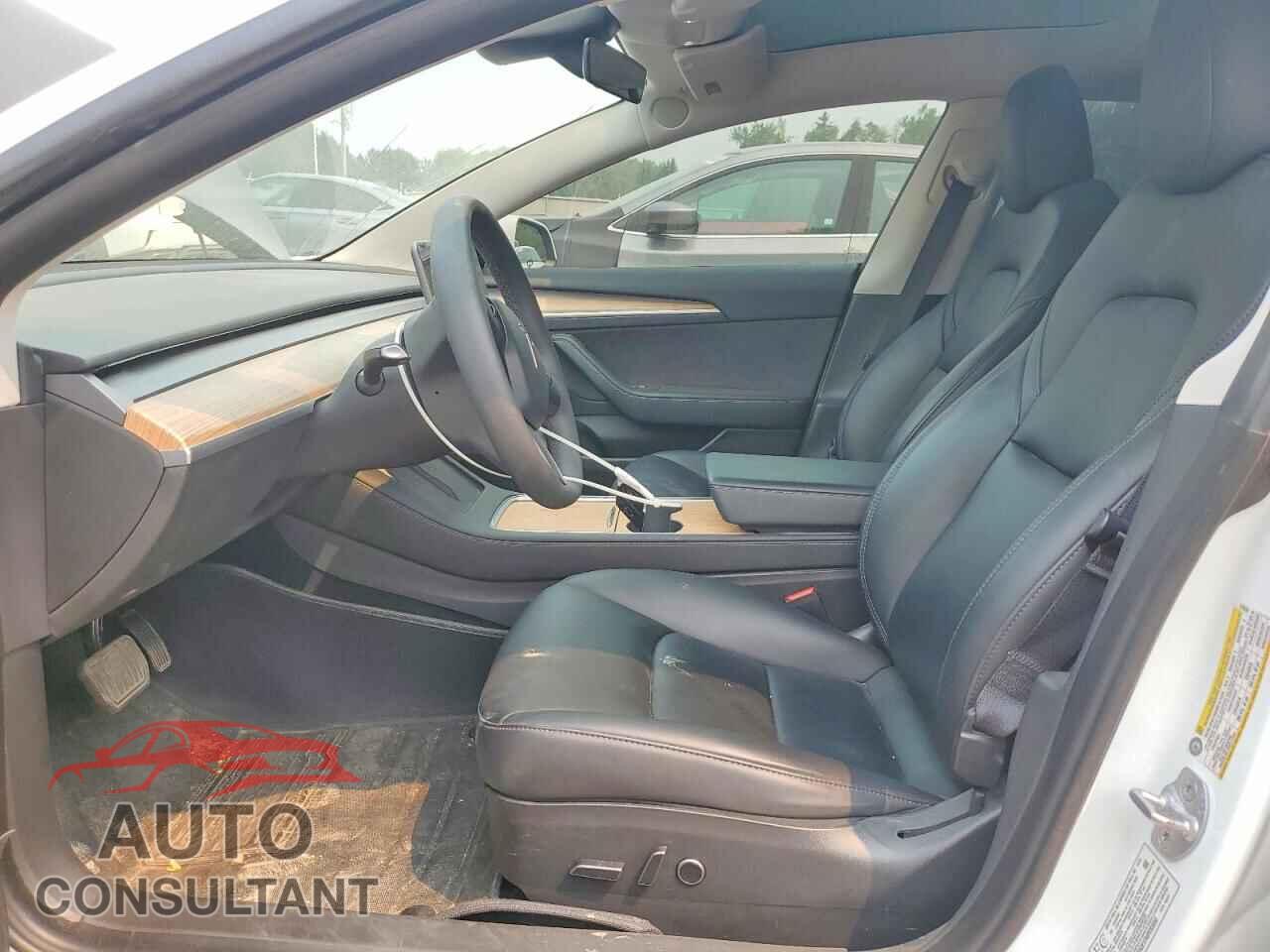 TESLA MODEL 3 2023 - LRW3E1FA4PC920658
