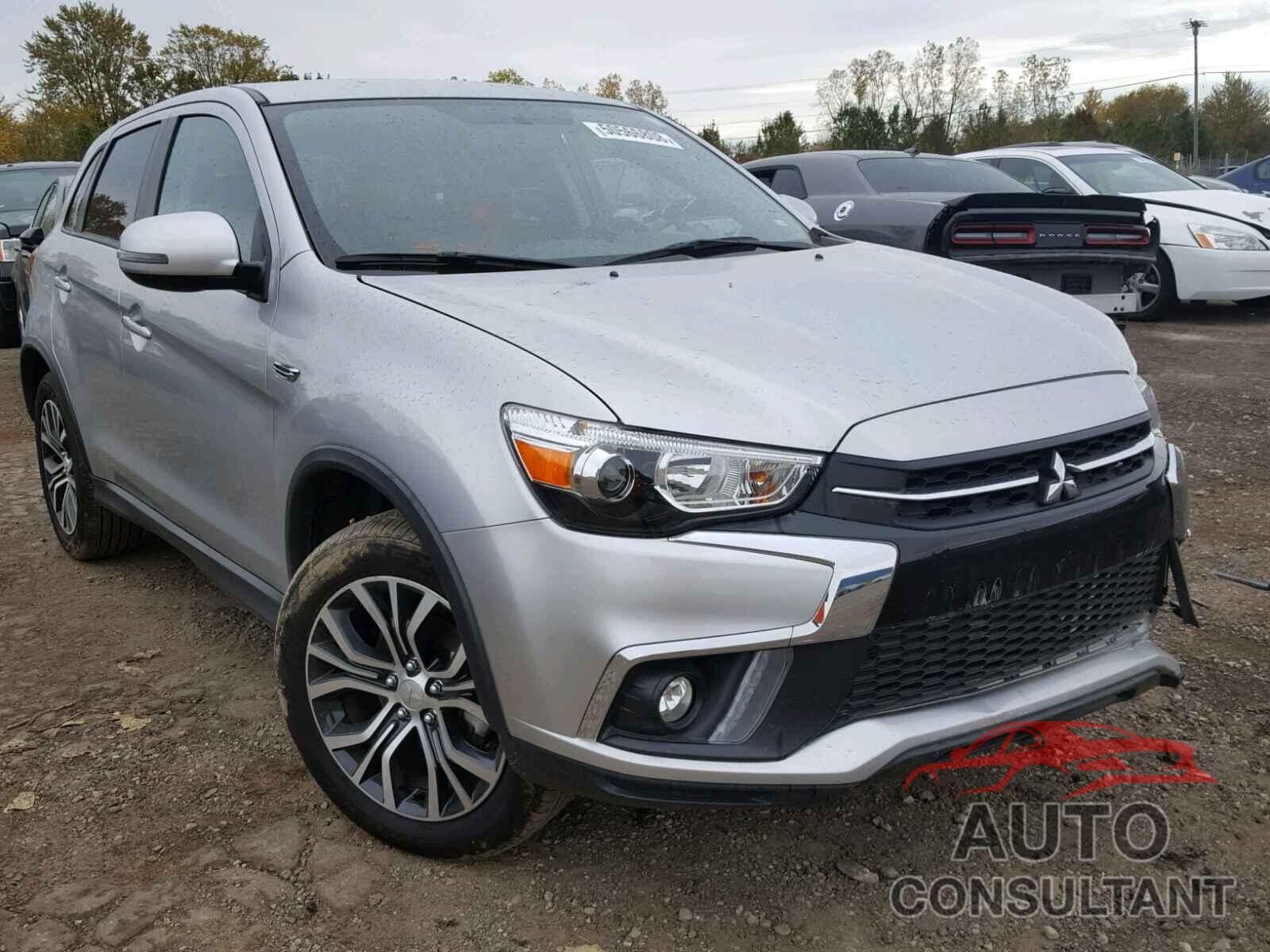 MITSUBISHI OUTLANDER 2018 - JA4AR3AW5JU001793