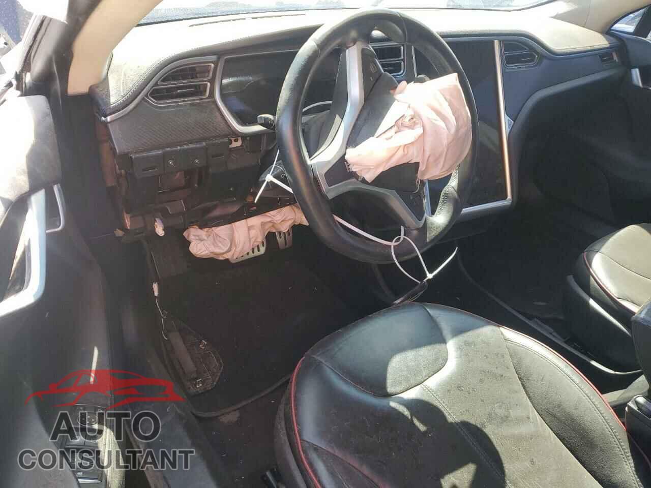 TESLA MODEL S 2013 - 5YJSA1DP2DFP17896