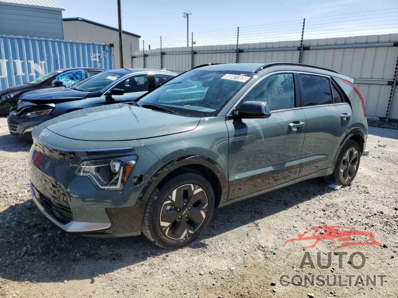 KIA NIRO WIND 2023 - KNDCR3L10P5045204